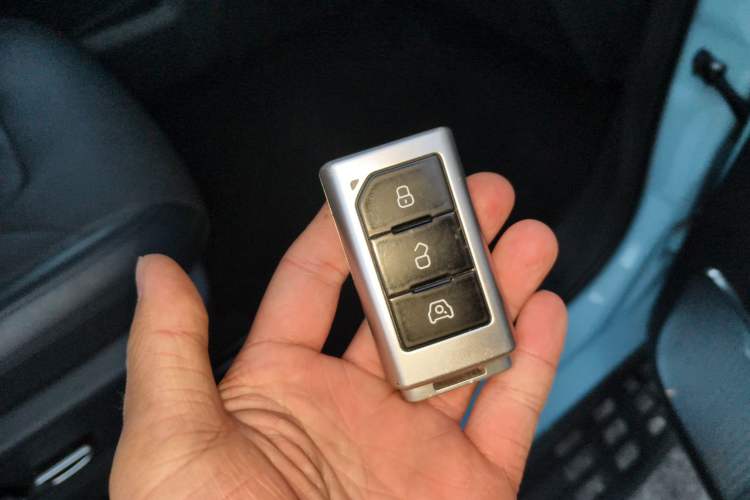 Used 212 T01 2025 2.0T Changfeng
