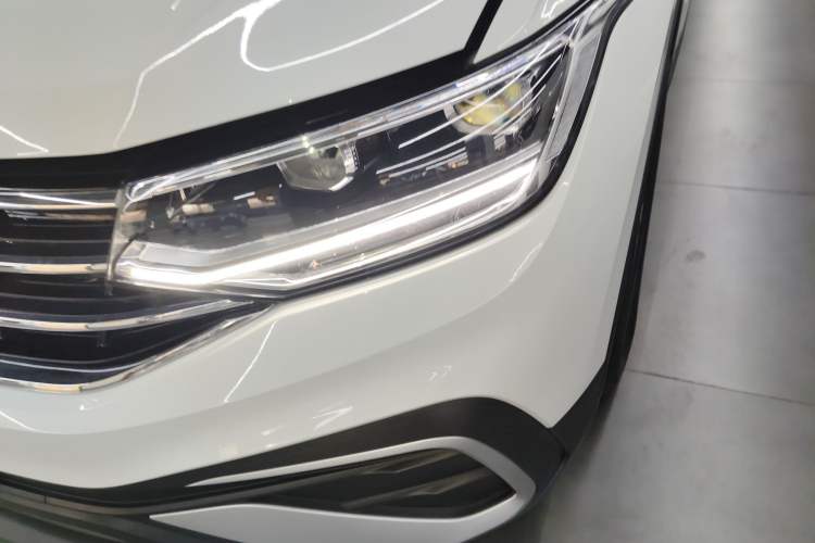 Used Volkswagen Tiguan L 2024 300TSI Automatic Two-Wheel Drive Smart Edition
