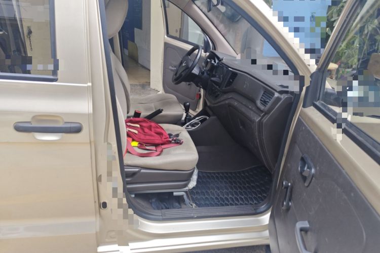 Used Wuling Hongguang V 2019 1.5L Jingqu Version China VI LAR
