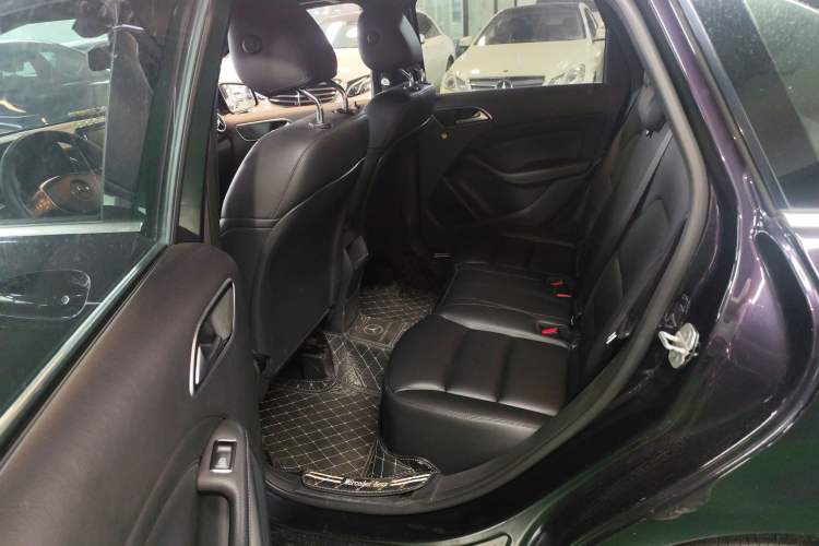 Used Mercedes-Benz B-Class 2012 B 180 base model (imported)
