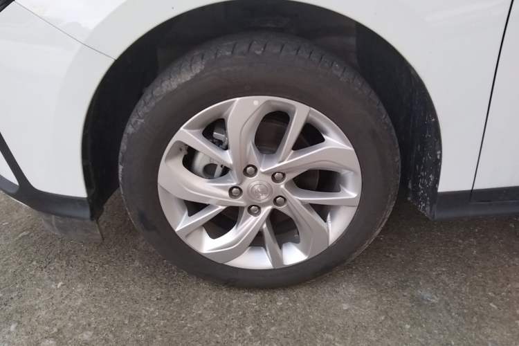 Used Buick Velite 6 2024 450km Range Commuter Version