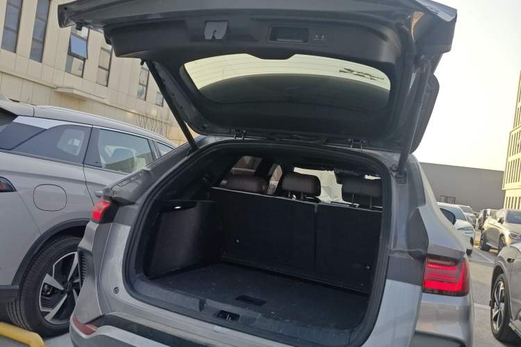 Used BYD Song PLUS New Energy 2025 EV Intelligent Driving Version 520km Premium Model
