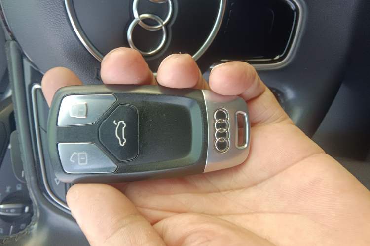 Used Audi A4L 2018 30th Anniversary Edition 40 TFSI Fashion Model
