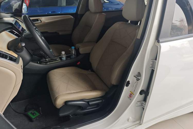 Used Honda Jade 2013 1.8L automatic Comfort version 5 seats
