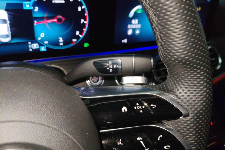 Used Mercedes-Benz E-Class 2022 Revised Version E 300 L Sporty and Stylish Edition
