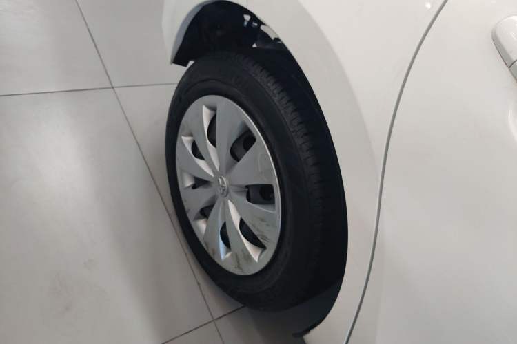 Used Toyota YARiS L 2016 Revised 1.5E CVT Charming Edition