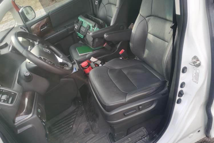 Used Honda Odyssey 2015 Revised Version 2.4L Supreme Edition