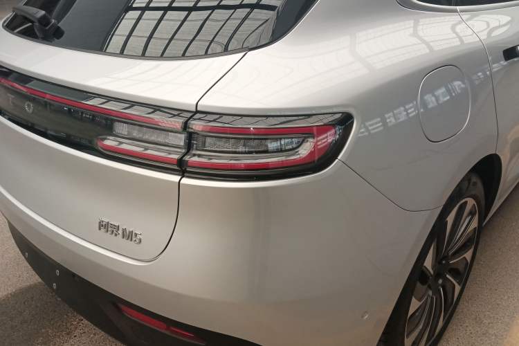 Used Hima AITO M5 2022 Extended-Range Four-Wheel Drive Flagship Edition
