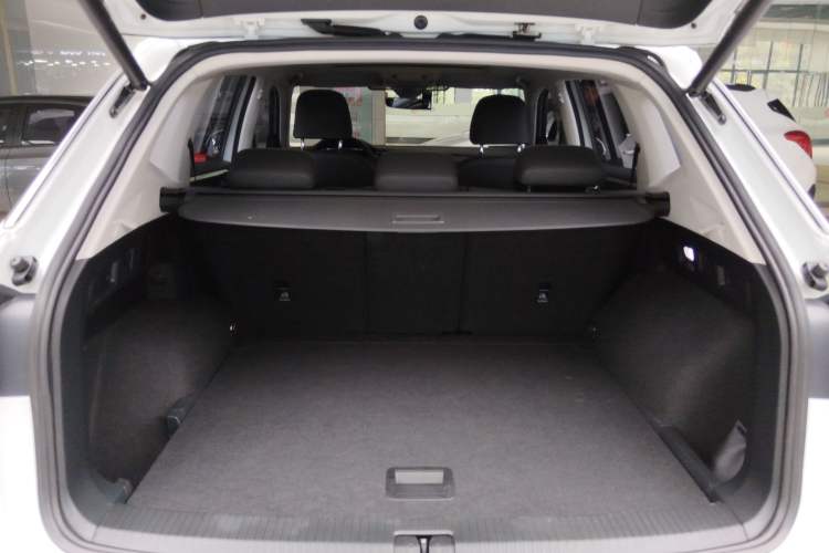 Used Volkswagen Tayron 2020 330TSI Two-Wheel Drive Luxury Connected Pro Edition
