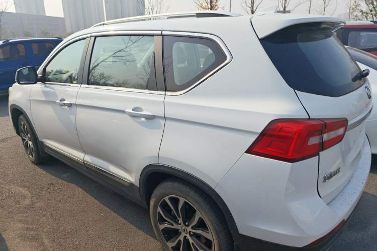 Used FORTHING Joyear X5 2017 Jingxiang Series 1.5T CVT Luxury Model
