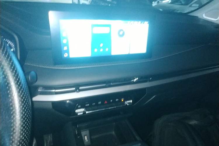 Used Wuling Jiachen 2022 1.5T CVT Deluxe Flagship Edition
