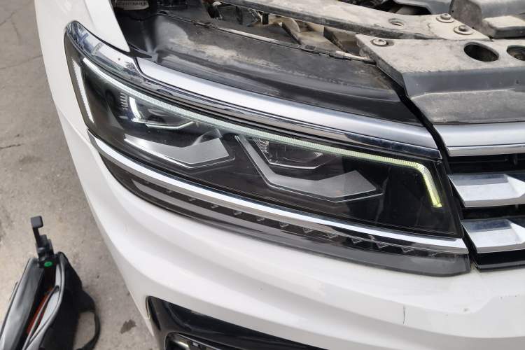 Used Volkswagen Tiguan L 2021 330TSI Automatic Two-Wheel Drive R-Line Flagship Edition