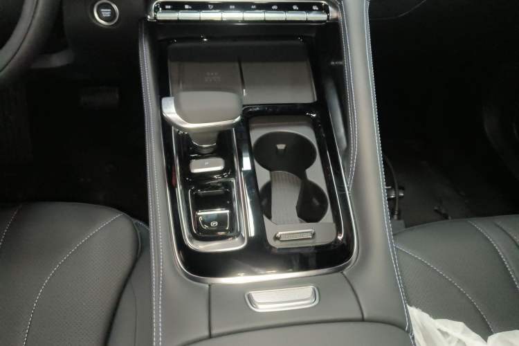 Used Geely Auto Preface 2026 Model Oriental Yao 1.5TD Kunlun Edition