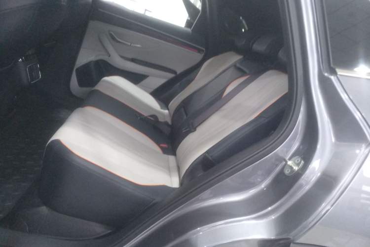 Used BYD Song PLUS New Energy 2023 Champion Edition DM-i 110KM Flagship PLUS
