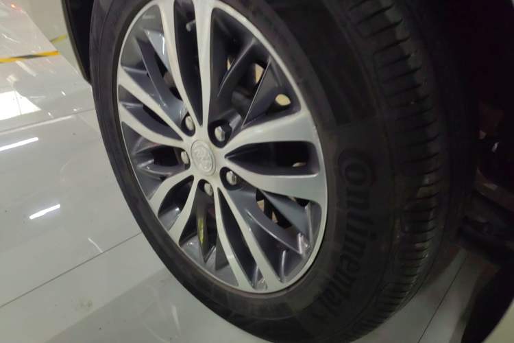 Used Buick GL8 2022 ES Landtrek 653T Luxury Edition
