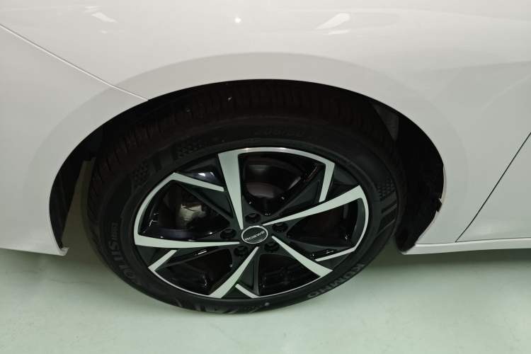 Used Roewe i5 2023 1.5L CVT Luxury Edition
