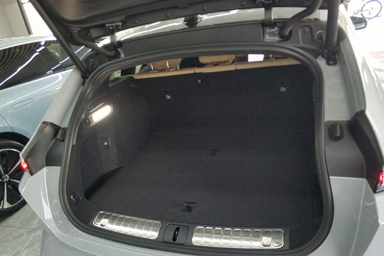 Used Nio ET5T 2023 75 kWh Touring
