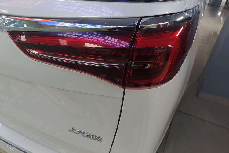Used Buick GL8 2023 ES Lu Zun Deluxe and Yue Edition
