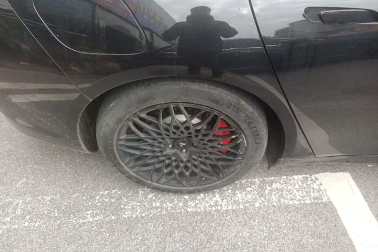 Used NETA S 2022 All-Electric 650 km Four-Wheel Drive Premium Version