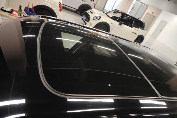 Used  Clubman 2016 Revised Version 2.0T COOPER S Geek Edition
