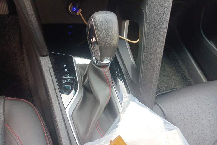 Used Chevrolet Orlando 2018 Redline 530T Automatic Zhaoxiang Edition (5+2 Seating) – China V Standard
