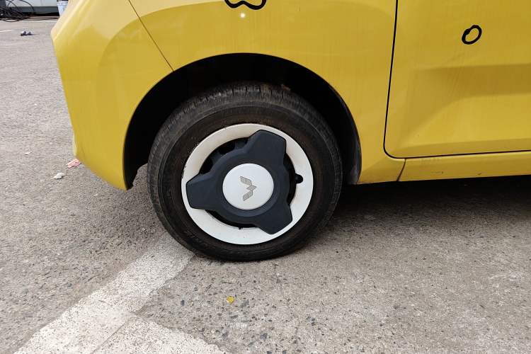 Used Wuling Hongguang MINIEV 2022 Macaron Premium Model – Lithium Iron Phosphate
