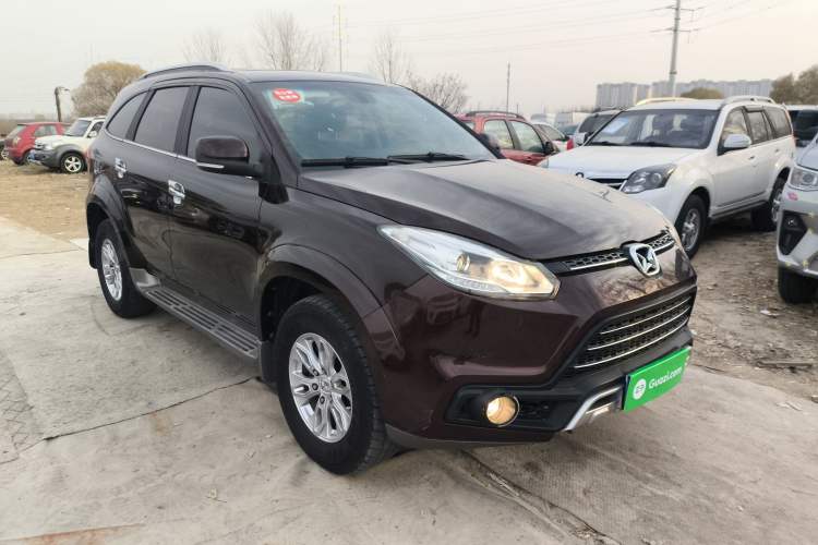 Used JMC Yusheng S350 2016 2.0T Automatic 4x4 Gasoline Luxury Version with Sunroof 7 Seats
