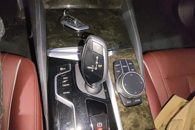 Used BMW 5 Series 2022 Restyled 525Li M Sport Package
