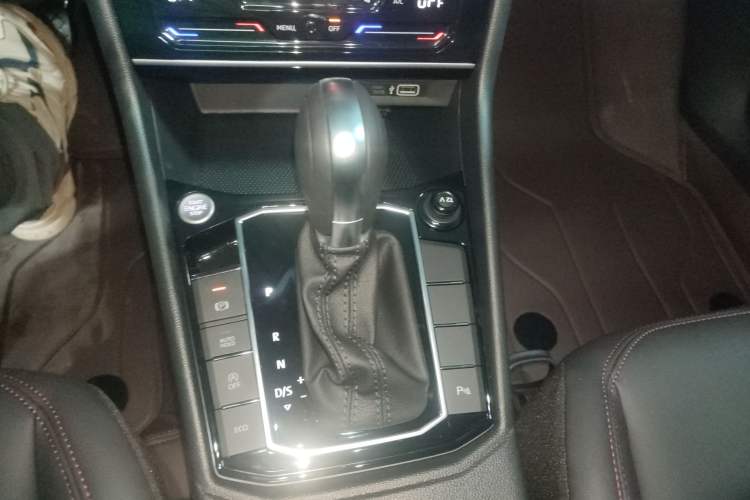 Used Volkswagen Lavida 2024 300TSI DSG Starry Sky Leading Edition
