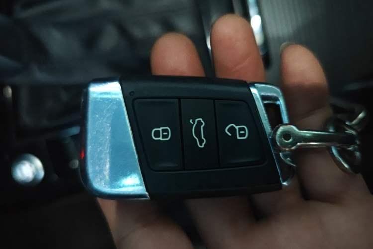 Used Volkswagen Passat 2019 330TSI Elite Edition China VI
