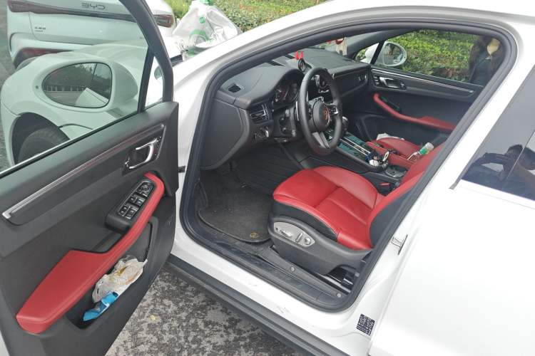 Used Porsche Macan 2024 Macan 2.0T
