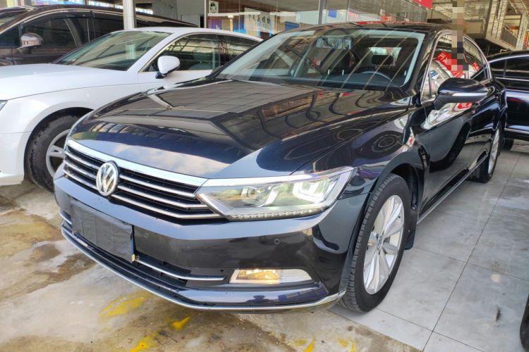 Used Volkswagen Magotan 2019 330TSI DSG Leading Model China VI Standard
