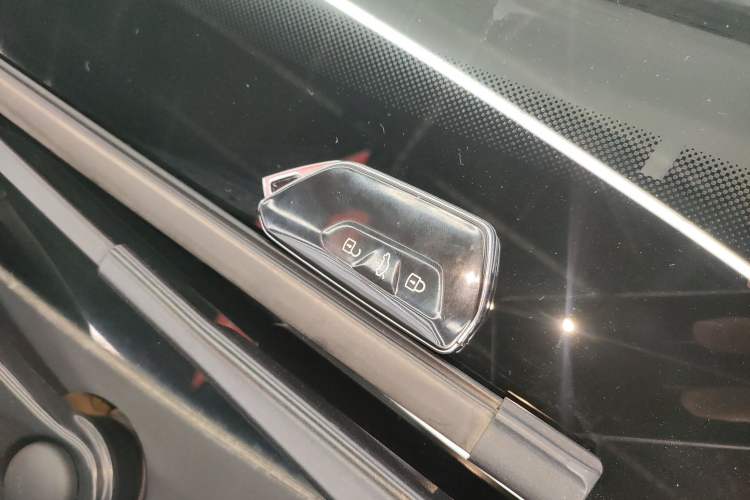 Used Volkswagen ID.7 VIZZION 2024 AIR model
