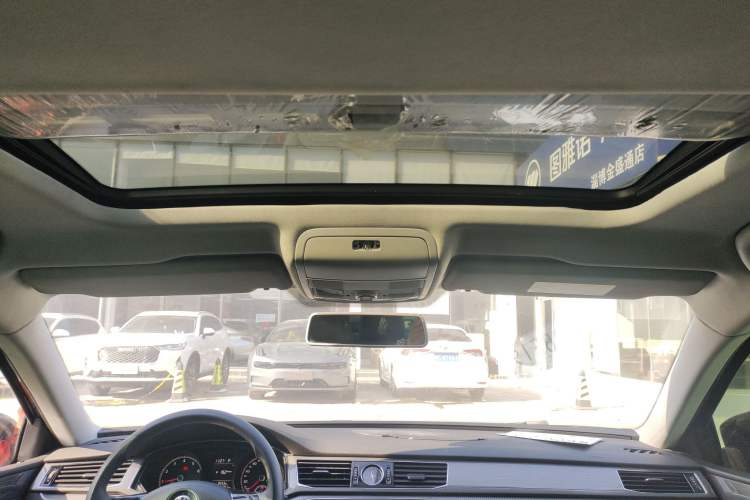 Used Volkswagen Passat 2017 280TSI DSG Luxury Edition