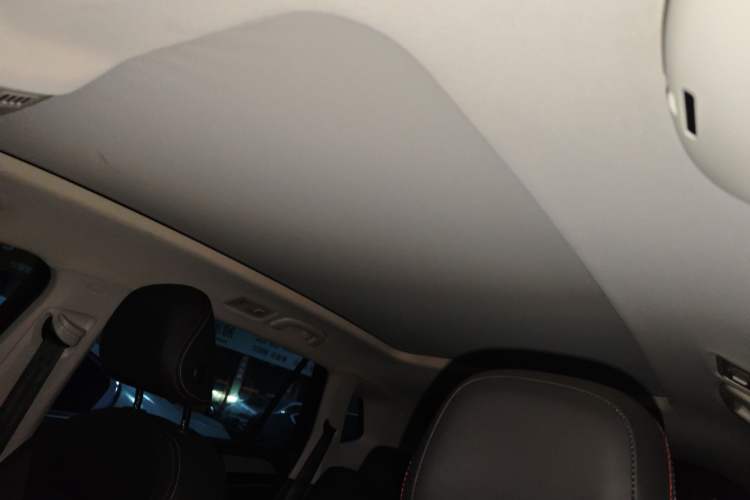 Used Volkswagen Tayron 2020 330TSI Two-Wheel Drive Luxury Smart Connectivity Version
