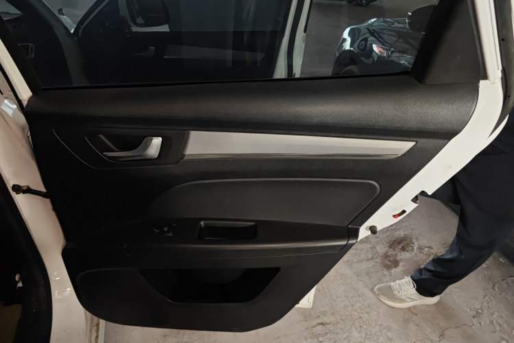 Used Bestune B30 2016 1.6L Automatic 10th Anniversary Edition