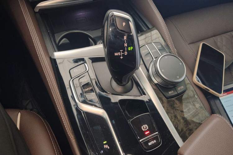 Used BMW 5 Series 2022 Second Facelift 525Li M Sport Package