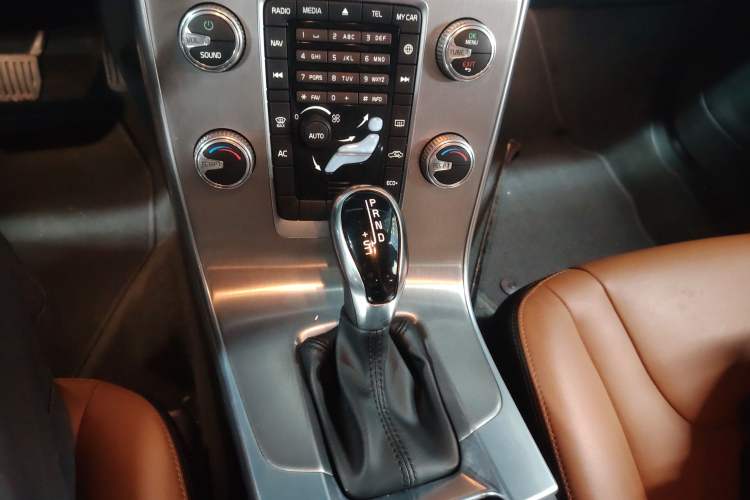 Used Volvo S60 2019 S60L T3 Intelligent Upgrade Edition
