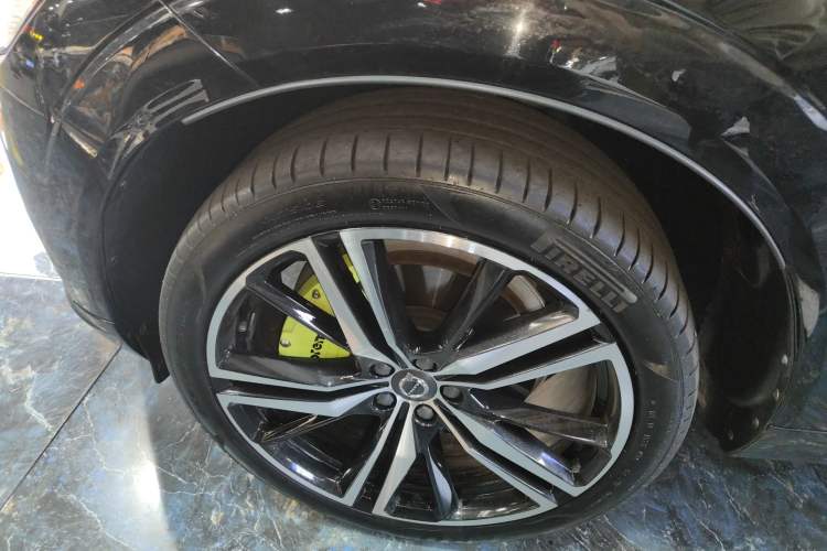 Used Volvo XC60 New Energy 2019 T8 E-Drive Hybrid Intelligent Luxury Sport Edition China V Standard