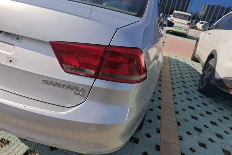 Used Volkswagen Santana 2015 1.6L Automatic Comfort Edition
