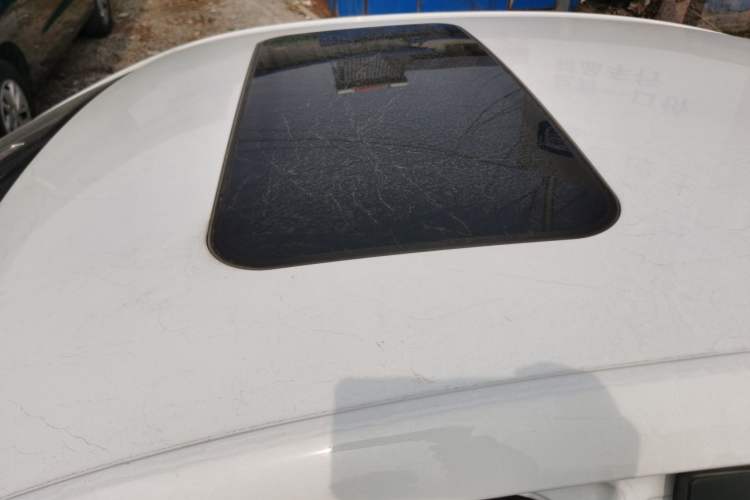 Used Roewe i5 2021 1.5L CVT Platinum Edition
