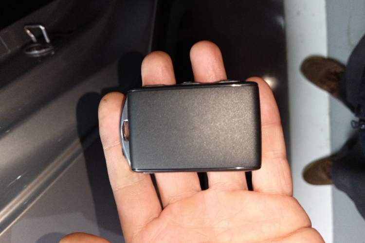 Used Volvo C40 2022 Long-Range PRO Version
