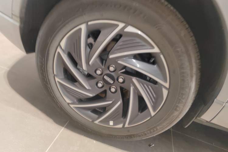 Used Lincoln Corsair 2024 1.5T Two-Wheel Drive Deluxe Hybrid Version