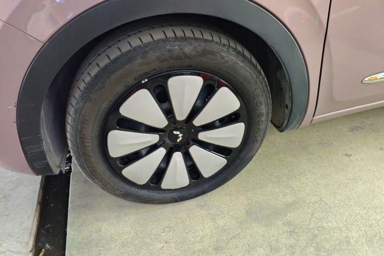 Used Wuling Bingo 2023 333 km Lingxi Connected+ Version