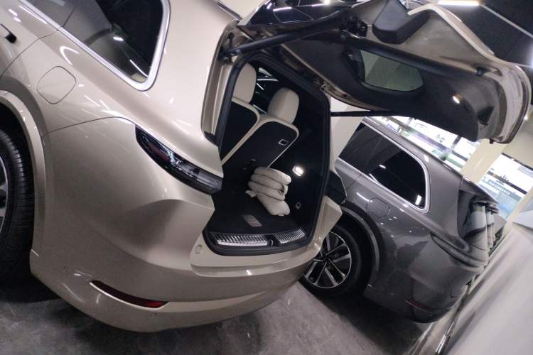 Used Li Auto L9 2024 Ultra Model