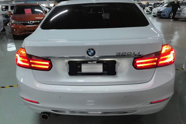 Used BMW 3 Series 2015 320Li Luxury Edition Fashion Model
