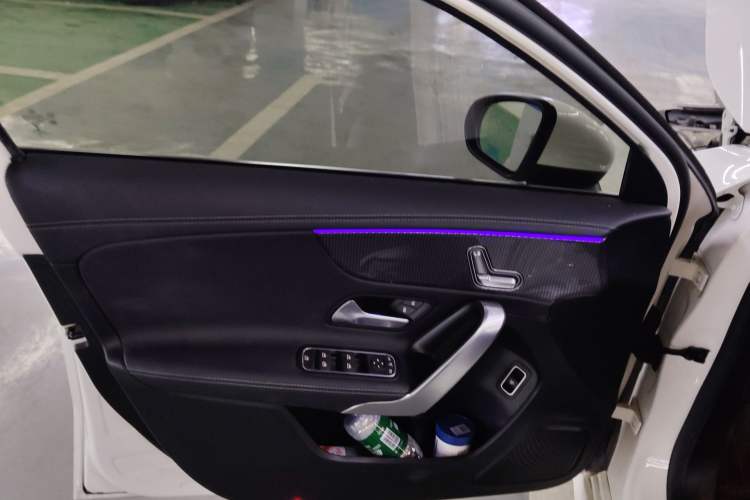 Used Mercedes-Benz A-Class 2021 A 200 L Sport Sedan Fashion Model
