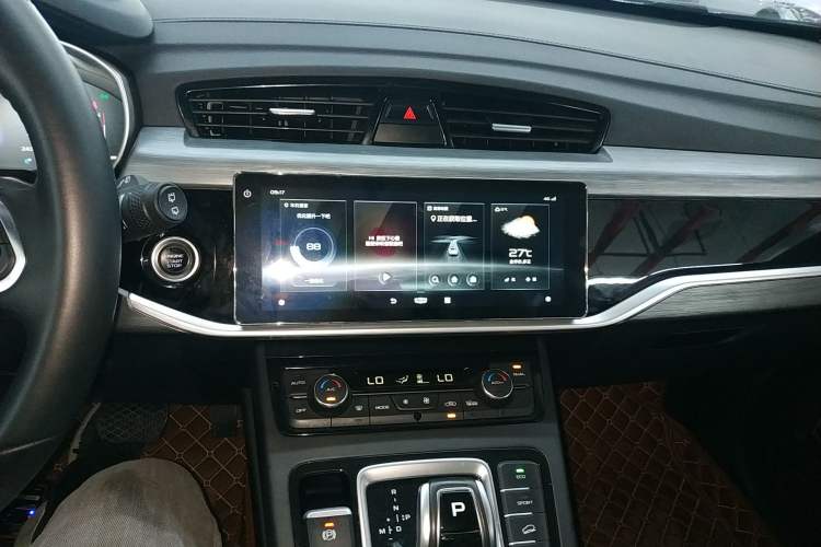 Used Geely Auto Emgrand X7 Sport 2022 1.8TD DCT Zhiya Trim
