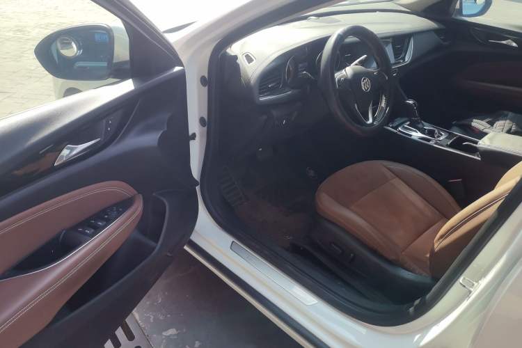 Used Buick Regal 2019 20T Luxury Model China VI Standard