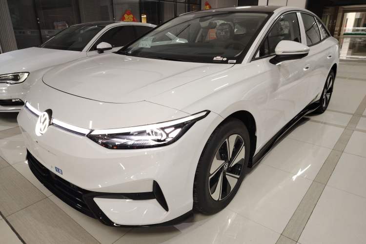 Used Volkswagen ID.7 VIZZION 2024 AIR model